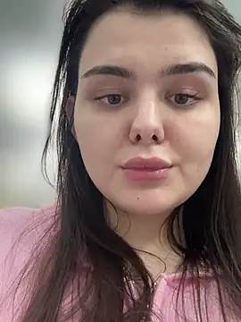 Snapshot of NikaMur chatting on 02.13.25 NikaMur online show from 02.13.25