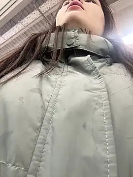 Snapshot of NikaMur chatting on 02.17.25 NikaMur online show from 02.17.25