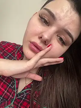 Snapshot of NikaMur chatting on 03.14.25 NikaMur online show from 03.14.25