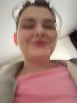 Snapshot of NikaMur chatting on 10.28.25 NikaMur online show from 10.28.25