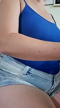 Snapshot of MILEIDE980 chatting on 02.16.25 MILEIDE980 online show from 02.16.25