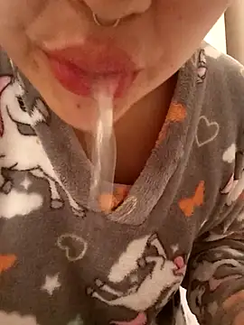 CharlotteScotte online show from 12.11.24