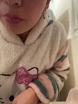 CharlotteScotte online show from 12.17.24