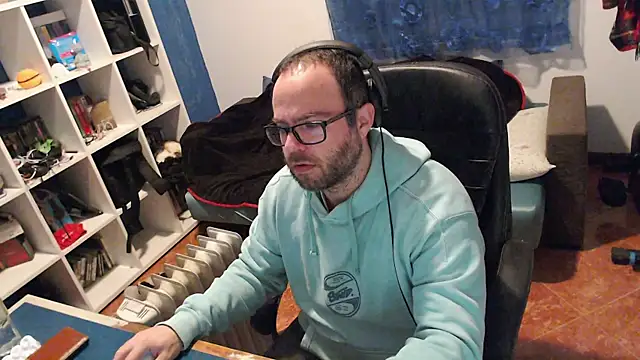 ravingr4d4 online show from 01.31.25