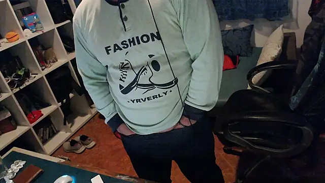 ravingr4d4 online show from 02.01.25