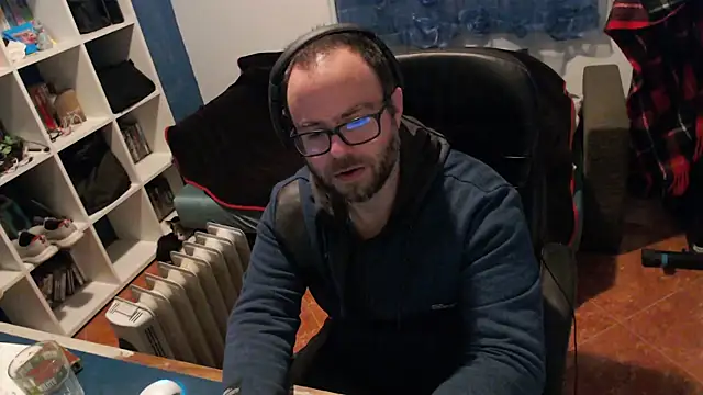 ravingr4d4 online show from 02.04.25