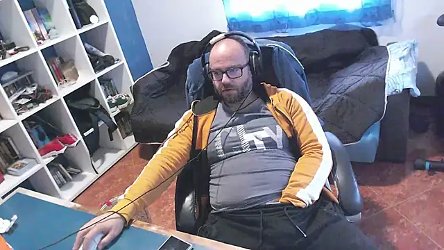 ravingr4d4 online show from 10.30.25