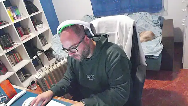 ravingr4d4 online show from 01.06.26