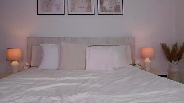LilyRoselyn online show from 02.11.25