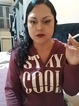 Snapshot of LilithRos3 chatting on 10.29.25 LilithRos3 online show from 10.29.25