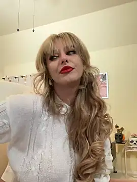 RoxxyDallas online show from 12.21.24