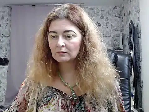 Helen1974 online show from 12.04.24