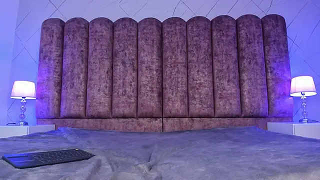 Snapshot of bellablack27 chatting on 12.28.24 bellablack27 online show from 12.28.24