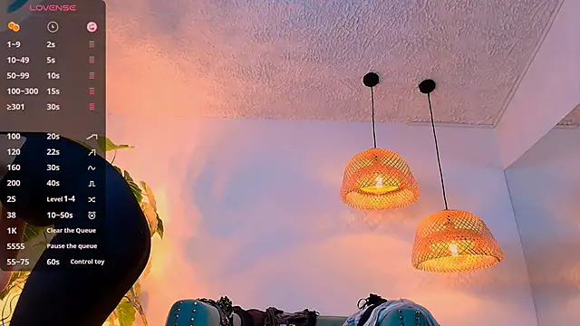 Snapshot of bellablack27 chatting on 02.22.25 bellablack27 online show from 02.22.25