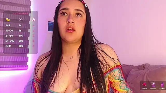 Snapshot of Megan_FE chatting on 10.25.25 Megan FE online show from 10.25.25