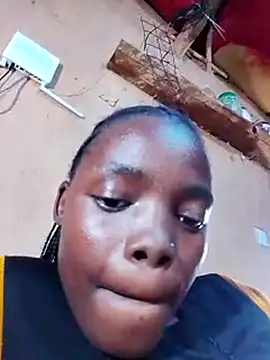 Snapshot of cute_naimah chatting on 03.04.25 cute naimah online show from 03.04.25