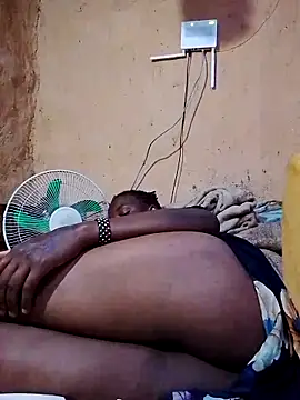 cute naimah online show from 03.04.26