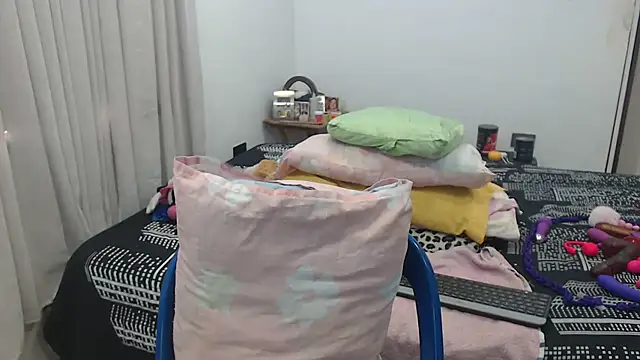 Snapshot of Anny_Smith69 chatting on 02.24.25 Anny Smith69 online show from 02.24.25