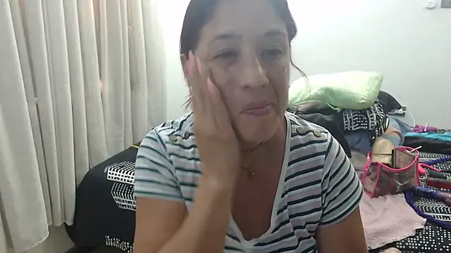 Snapshot of Anny_Smith69 chatting on 10.28.25 Anny Smith69 online show from 10.28.25