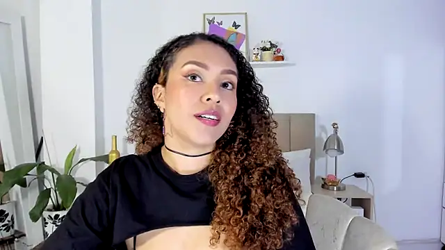 Snapshot of Zoe_Gruber chatting on 02.05.26 Zoe Gruber online show from 02.05.26