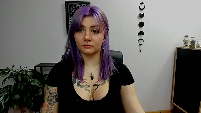 Snapshot of GabbiePerfect chatting on 12.04.24 GabbiePerfect online show from 12.04.24