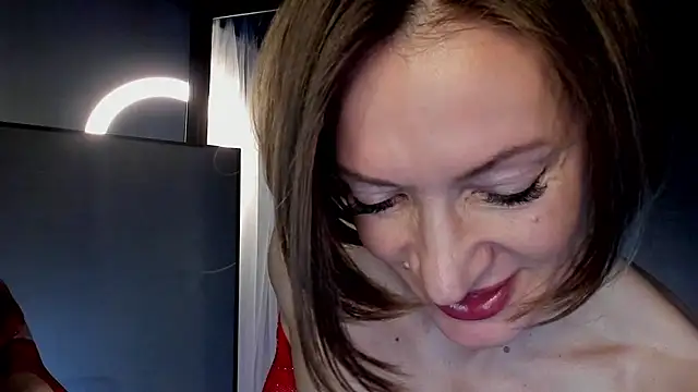 Dorothy Meyer online show from 03.08.25