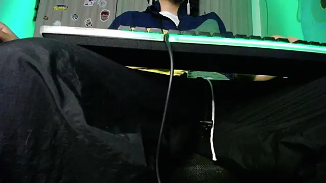 zacwatson  online show from 02.12.25