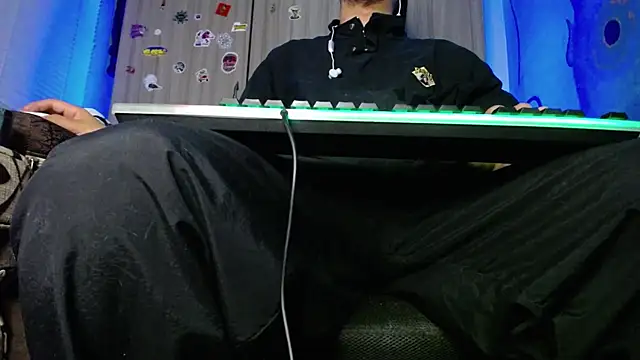 zacwatson  online show from 02.14.25