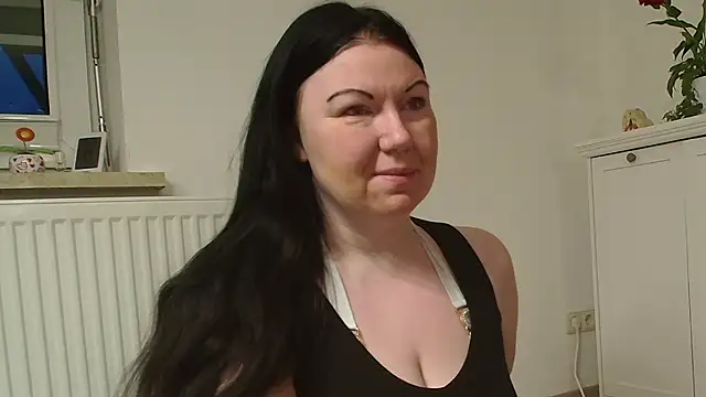 Snapshot of p6w_official chatting on 03.06.25 p6w official online show from 03.06.25