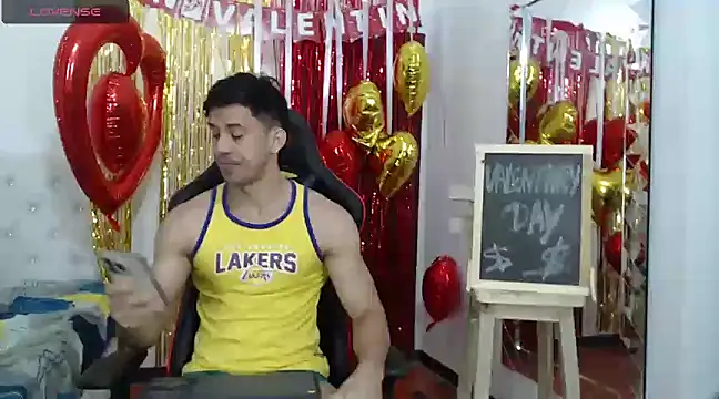 Snapshot of JoseRumbero26 chatting on 02.17.25 JoseRumbero26 online show from 02.17.25