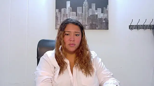 I am yours- online show from 10.30.25