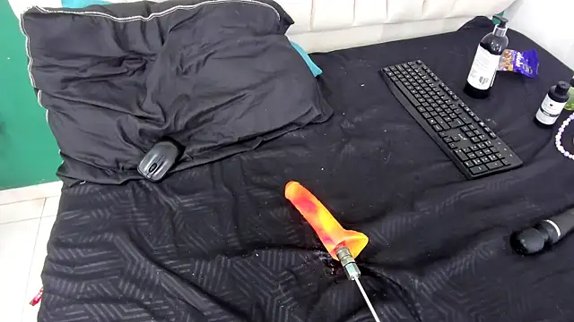 Snapshot of bonieklent chatting on 01.20.25 bonieklent online show from 01.20.25