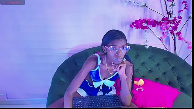 Snapshot of bonieklent chatting on 01.31.25 bonieklent online show from 01.31.25