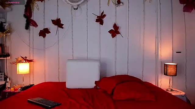 thamaral1 online show from 12.04.24