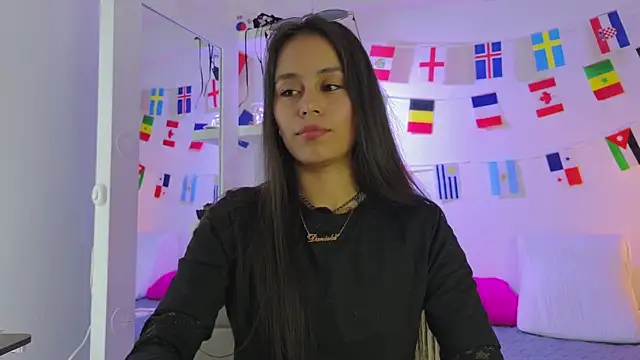 thamaral1 online show from 07.24.26