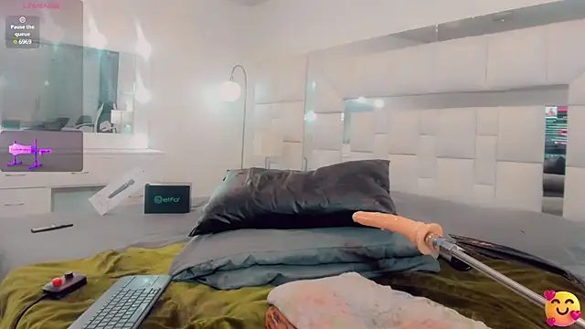  ChanellR  online show from 02.11.25