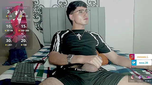 Snapshot of juan_stiven chatting on 10.10.25 juan stiven online show from 10.10.25