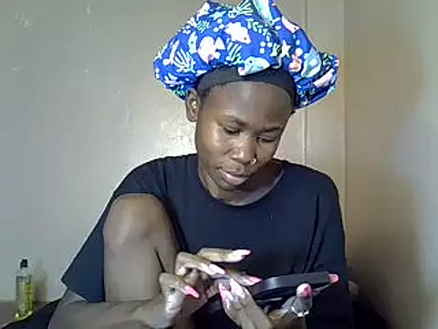 SexxyTerry online show from 12.13.24