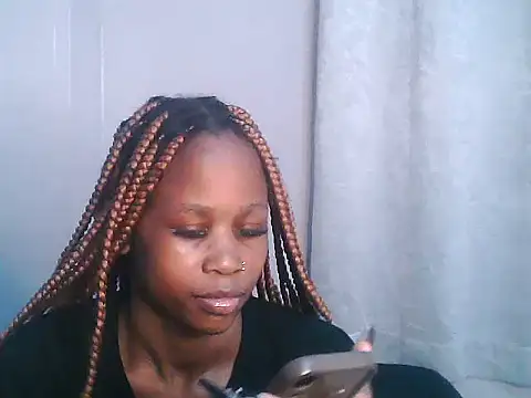 Snapshot of SexxyTerry chatting on 10.05.25 SexxyTerry online show from 10.05.25