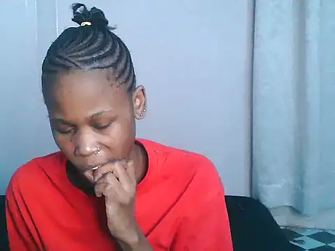 Snapshot of SexxyTerry chatting on 10.23.25 SexxyTerry online show from 10.23.25