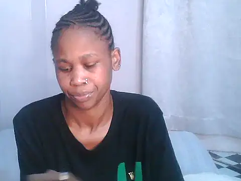 Snapshot of SexxyTerry chatting on 10.24.25 SexxyTerry online show from 10.24.25