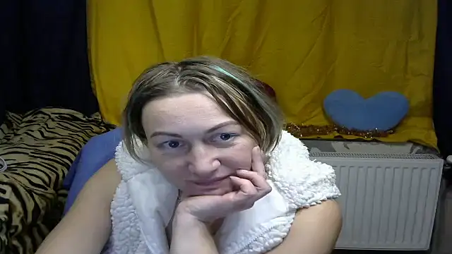wLESLYMOSw online show from 01.03.25
