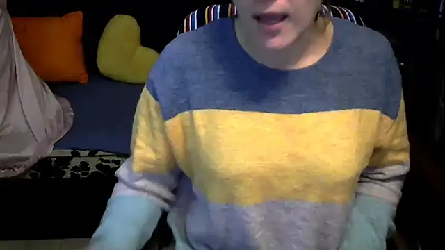 wLESLYMOSw online show from 10.24.25