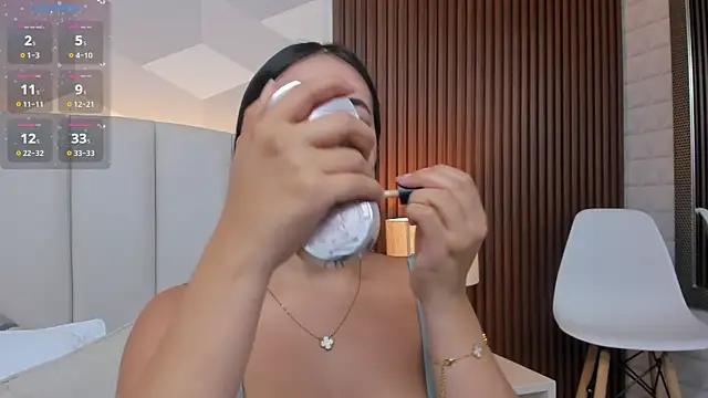 Julietasantos   online show from 12.17.25