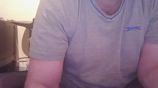Snapshot of vimilili chatting on 12.07.24 vimilili online show from 12.07.24