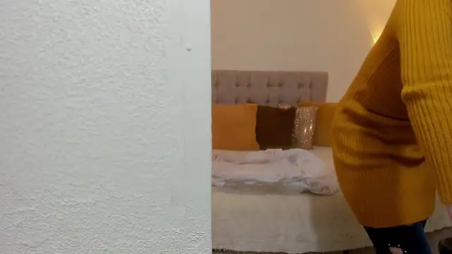 Snapshot of Carolina_hernandez22 chatting on 09.28.25 Carolina hernandez22 online show from 09.28.25