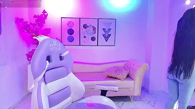 Snapshot of Kaori_ayu chatting on 10.17.25 Kaori ayu online show from 10.17.25