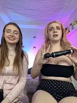your favoritegirls online show from 03.11.25