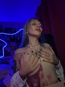 Dooubletroublee online show from 11.09.25