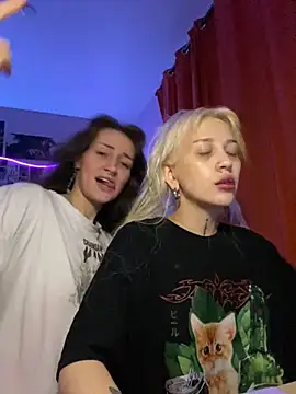 Dooubletroublee online show from 11.24.25